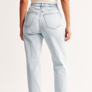 Wild Fable Women's High-Rise 90s Relaxed Straight Dad Jeans Size 2 Light Blue